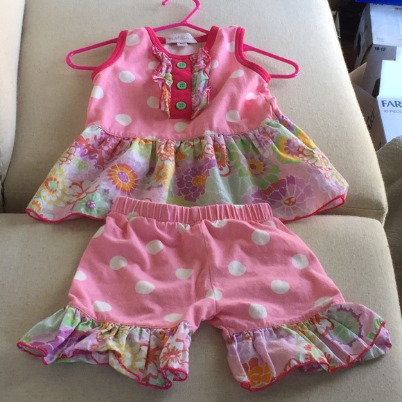 Love Me floral top and bottom. - Picture 1 of 2